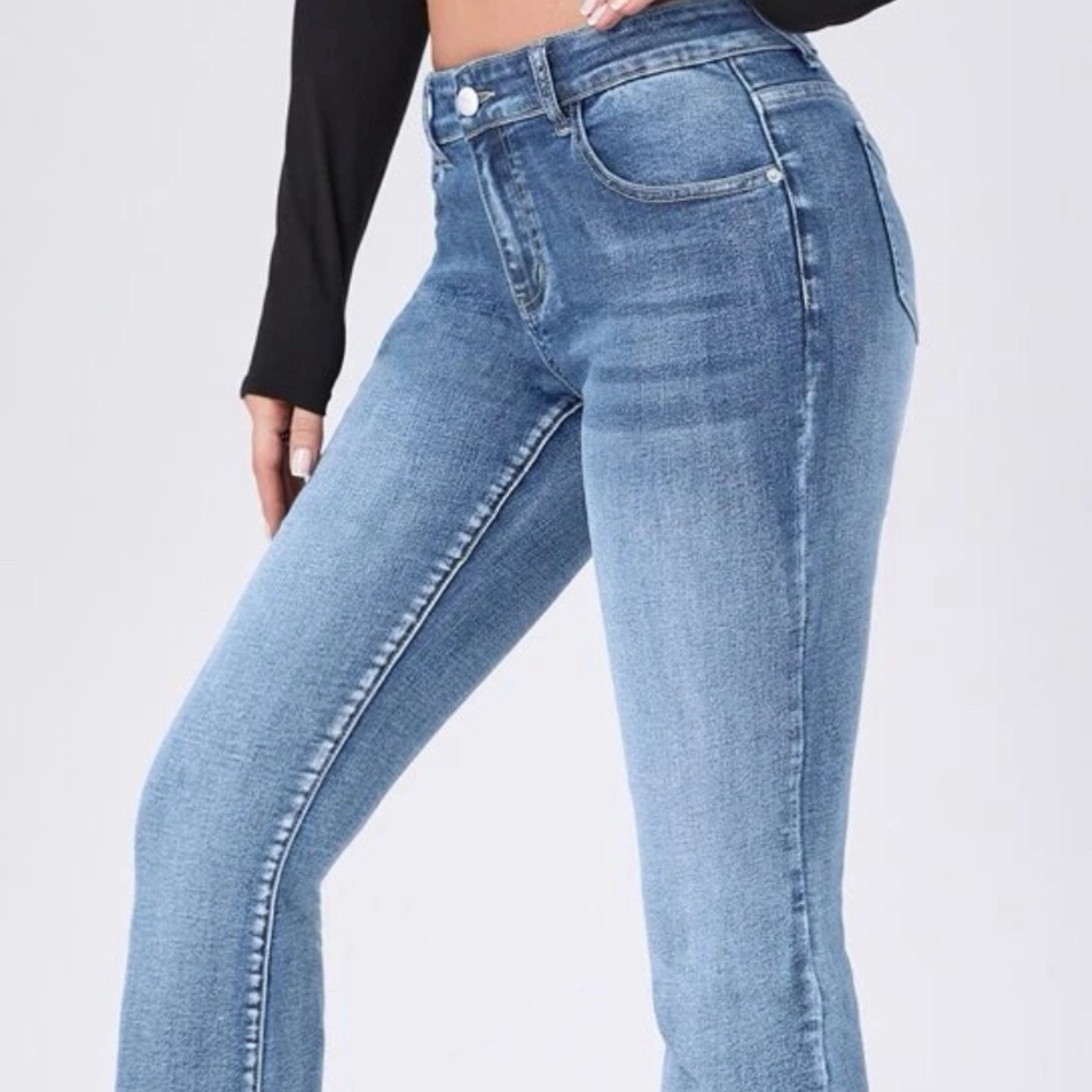 FLARED BOOTCUT JEANS
